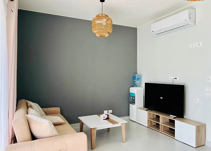 Makadi Heights Luxury 1-br App With Garden & Lagoon View