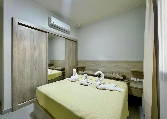 Makadi Heights Luxury 1-br App With Garden & Lagoon View شقة