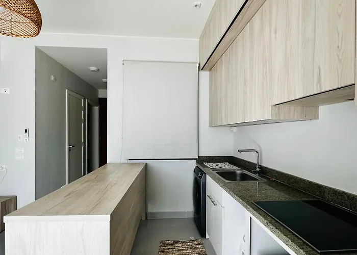 Makadi Heights Luxury 1-br App With Garden & Lagoon View شقة *
