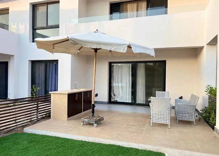 Makadi Heights Luxury 1-br App With Garden & Lagoon View شقة الغردقة