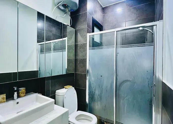 Makadi Heights Luxury 1-br App With Garden & Lagoon View شقة *