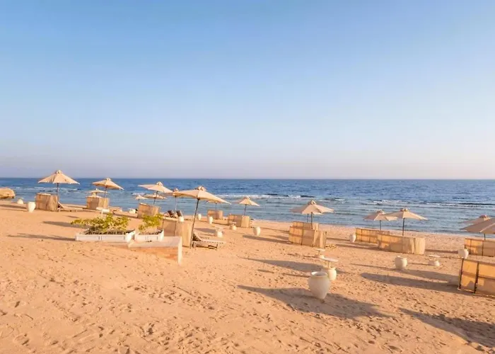 Makadi Heights Luxury 1-br App With Garden & Lagoon View شقة